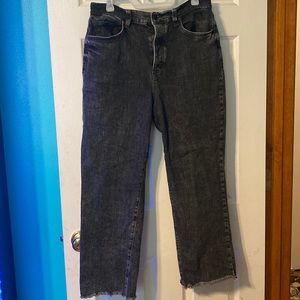 BLACK DENIM MOM JEAN